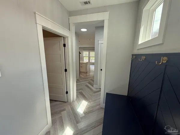 $2,010 | 1011 North K Street, Pensacola, FL 32501
