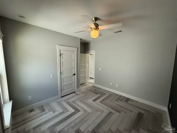 $2,010 | 1011 North K Street, Pensacola, FL 32501