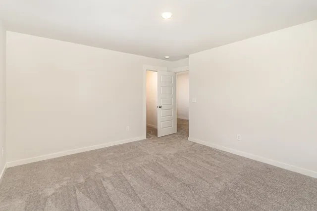 $3,095 | 833 Bur Oak Court, Clarksville, TN 37043