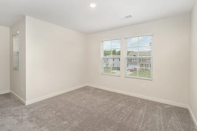 $3,095 | 833 Bur Oak Court, Clarksville, TN 37043