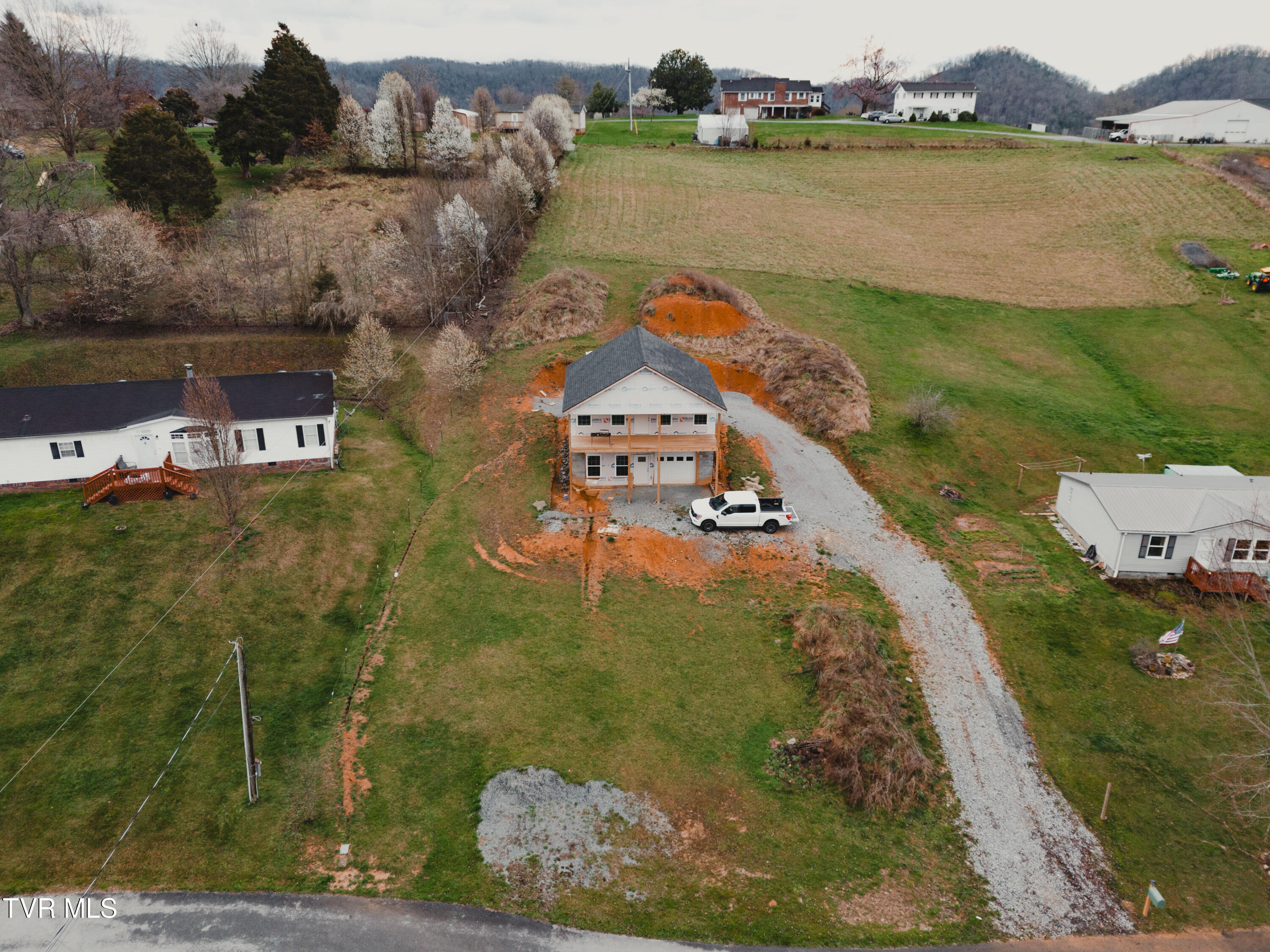 410 Cook Hollow Road Bristol, TN 37620 - Photo 2 of 33 A-68