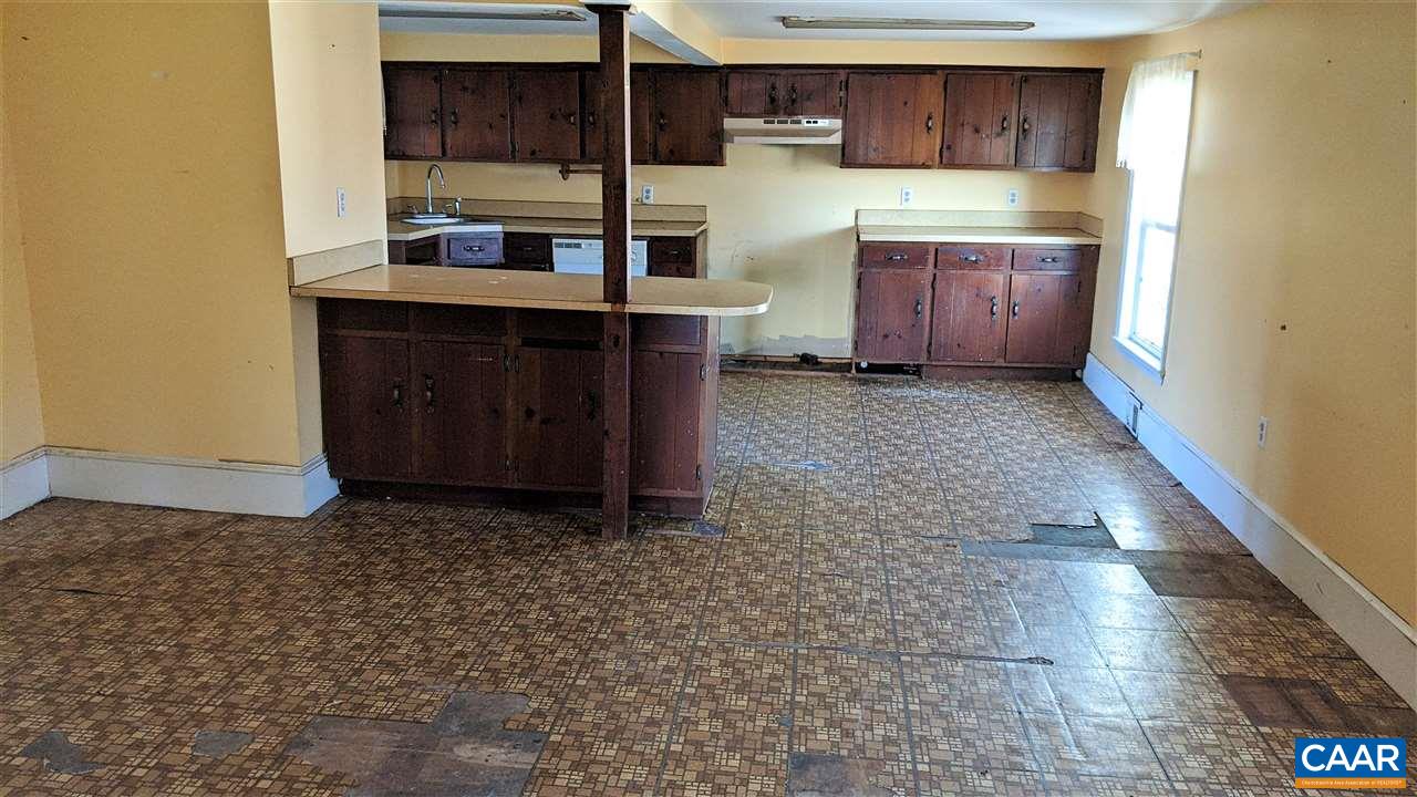 4299 West Hoover Road Reva, VA 22735 - Photo 6 of 11 Gallery Image 6
