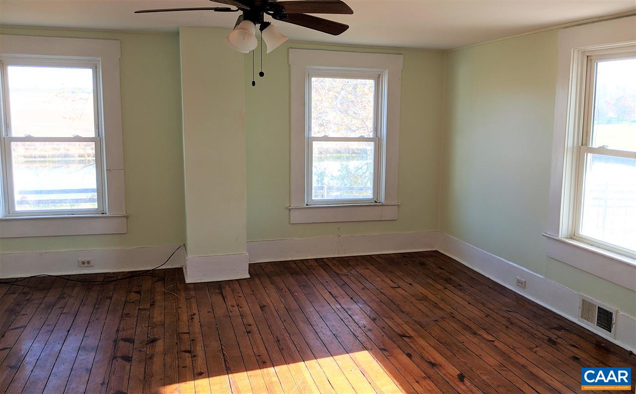 4299 West Hoover Road Reva, VA 22735 - Photo 7 of 11 Gallery Image 7