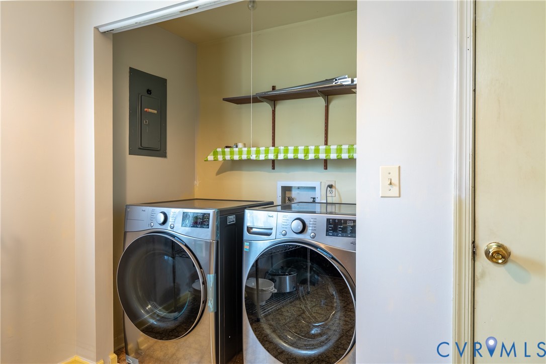 3317 Hastings Road Petersburg, VA 23805 - Photo 16 of 25 a utility room with dryer and washer