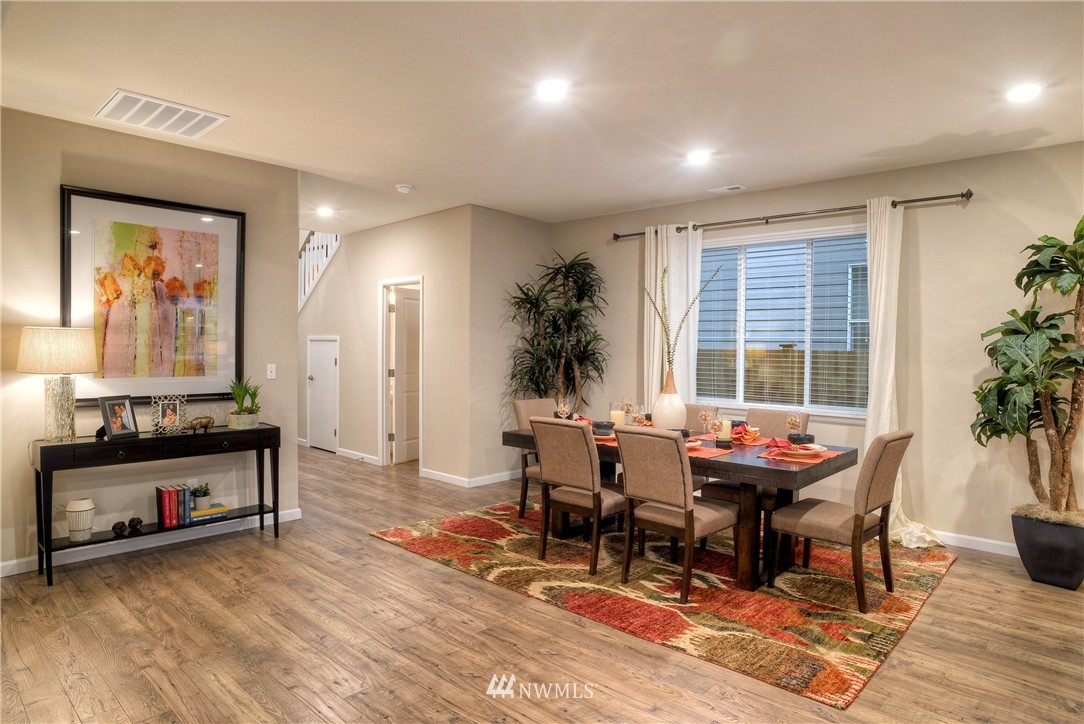 15918 Meridian Drive Southeast Bothell, WA 98012 - Photo 11 of 25