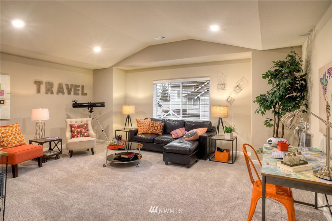 15918 Meridian Drive Southeast Bothell, WA 98012 - Photo 13 of 25