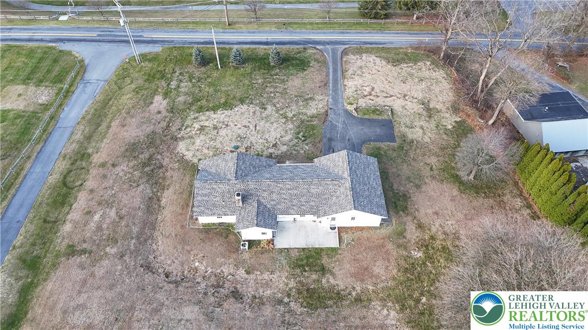 670 Cider Press Road Easton, PA 18042 - Photo 45 of 48 a bird view of a house