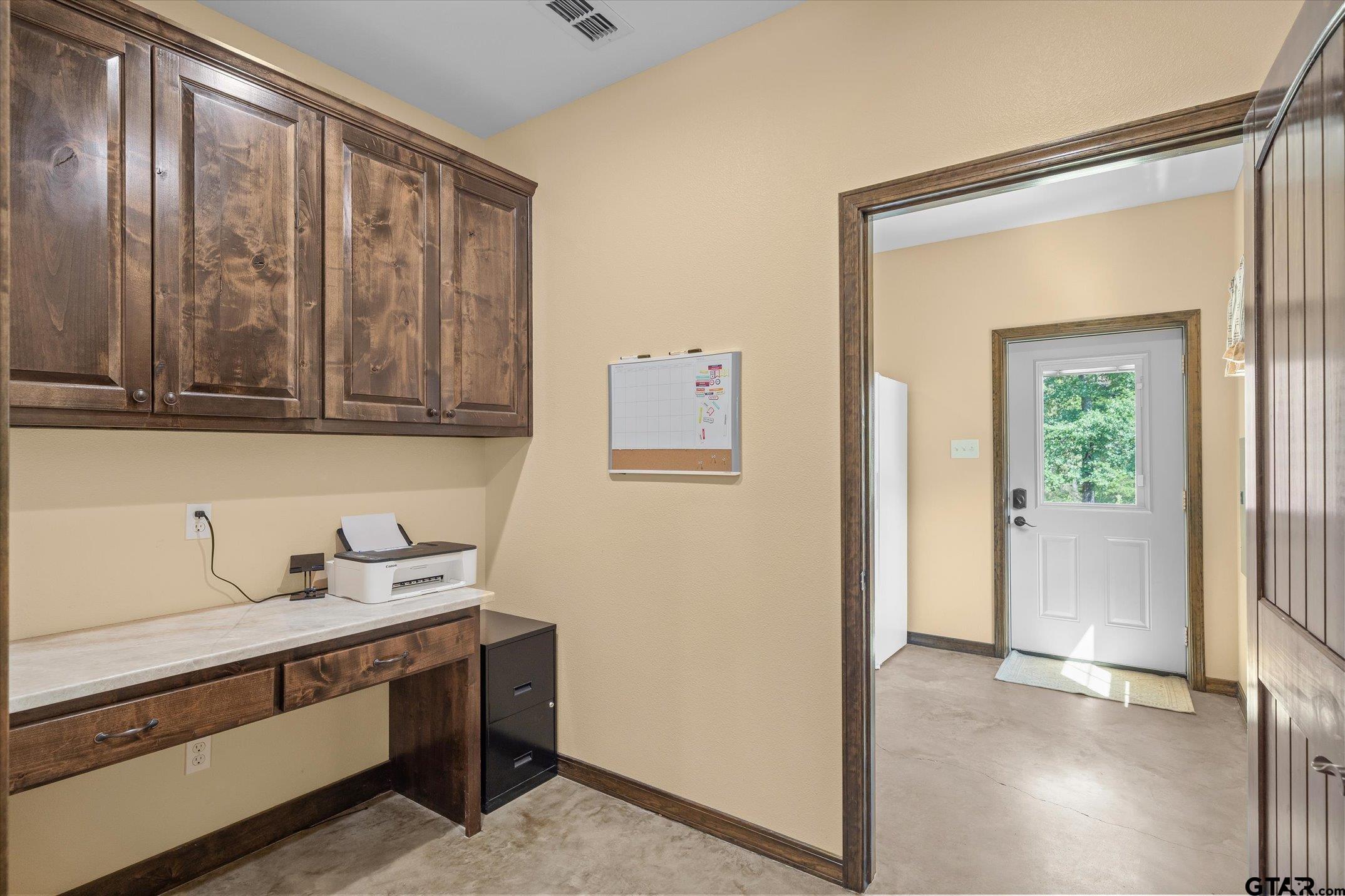 1137 VZ County Road Ben Wheeler, TX 75754 - Photo 21 of 39 Gallery Image 21