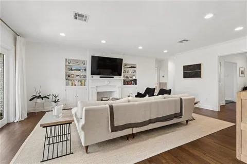 $750,000 | 873 Crystal Street, New Orleans, LA 70124