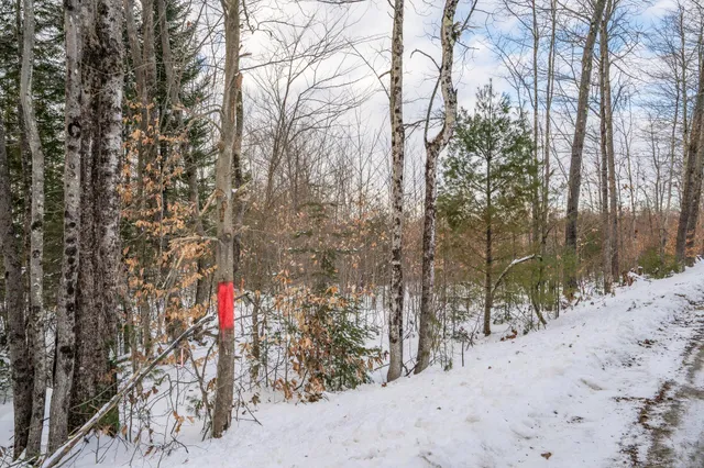 $79,900 | 59-007 Soper's Mill Road, Auburn, ME 04210