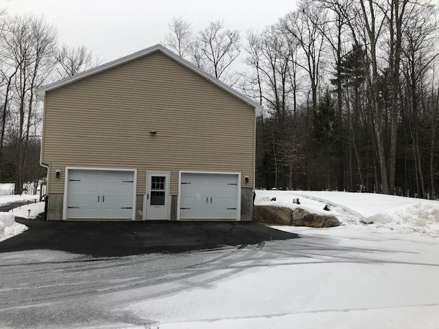 547 Center Road Lebanon, ME 04027 - Photo 3 of 21 Large car under garage