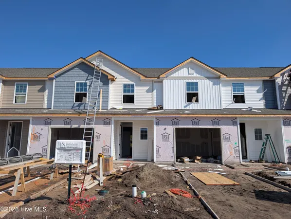 $319,900 | 93 Cmns Vw Drive, Hampstead, NC 28443