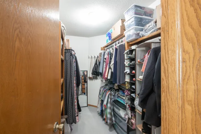 $230,000 | 1677 Prairie Run Circle, Mulvane, KS 67110