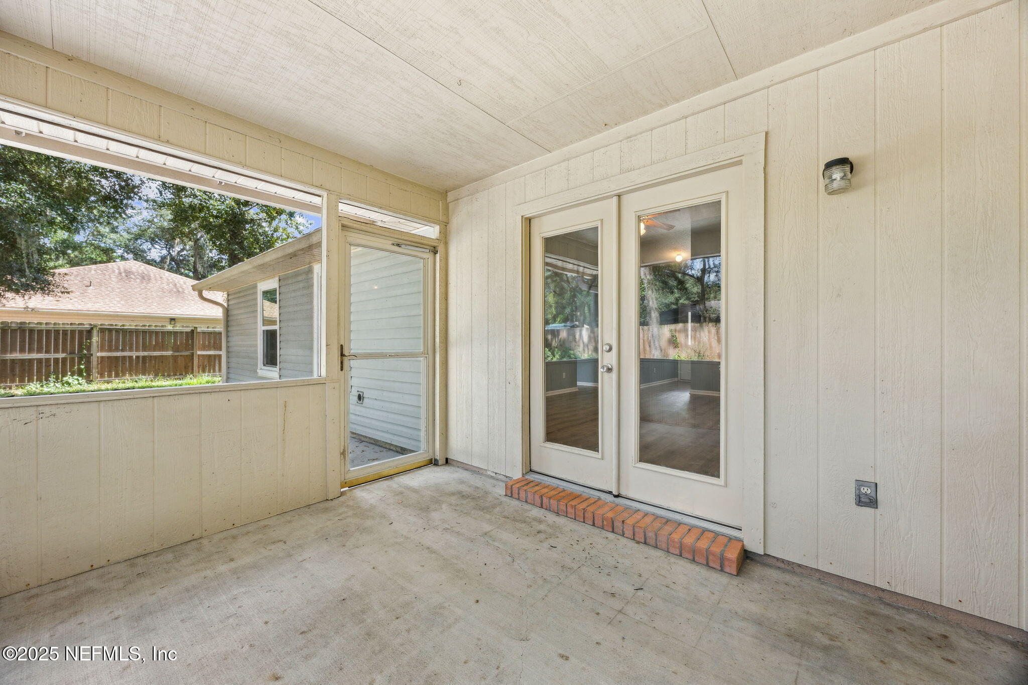 86001 Grant Place Yulee, FL 32097 - Photo 19 of 26 a view of an empty room with a window