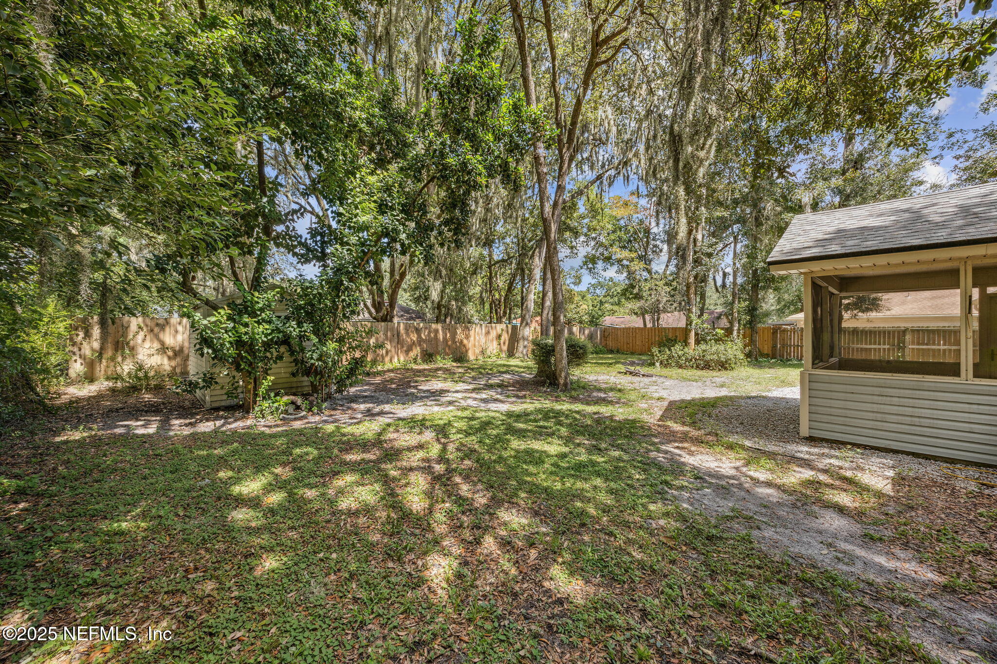 86001 Grant Place Yulee, FL 32097 - Photo 22 of 26 a view of yard with tree