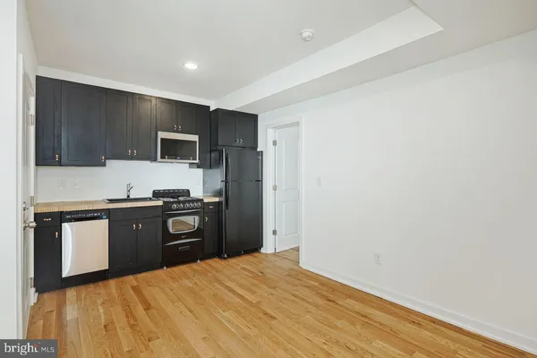 $1,750 | 5932 Ridge Avenue, Unit 2, Philadelphia, PA 19128