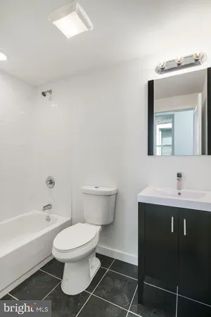 $1,750 | 5932 Ridge Avenue, Unit 2, Philadelphia, PA 19128
