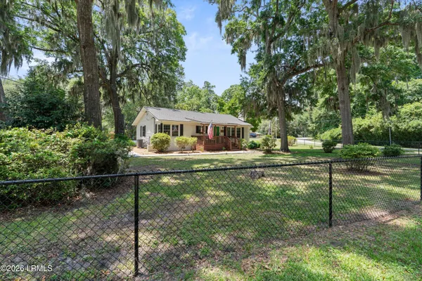 $449,000 | 2420 Pine Court North, Beaufort, SC 29902