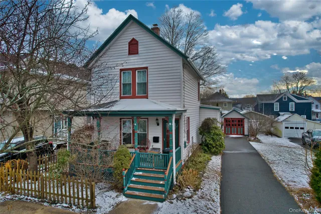 $279,999 | 37 Holbrook Street, Port Jervis, NY 12771