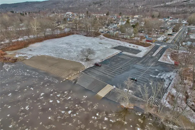 $279,999 | 37 Holbrook Street, Port Jervis, NY 12771