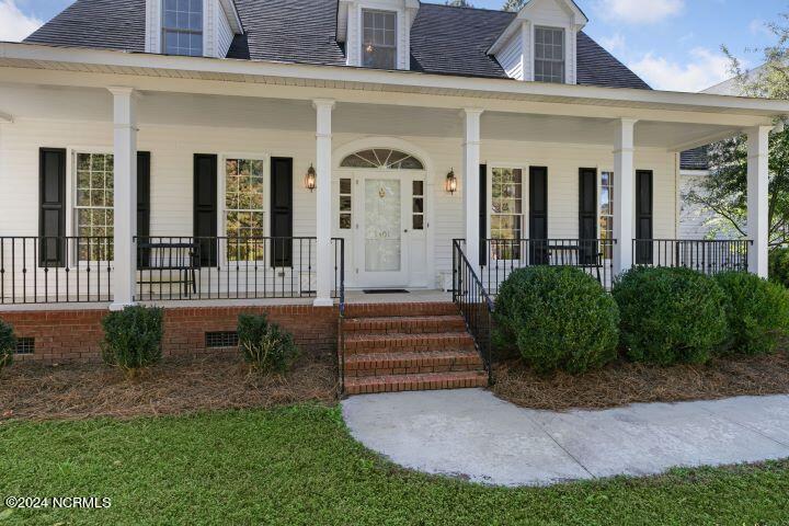 1301 Cambridge Road Northwest Wilson, NC 27896 - Photo 4 of 35 Front Porch
