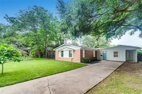 $2,650 | 4813 Blueberry Trail, Austin, TX 78723