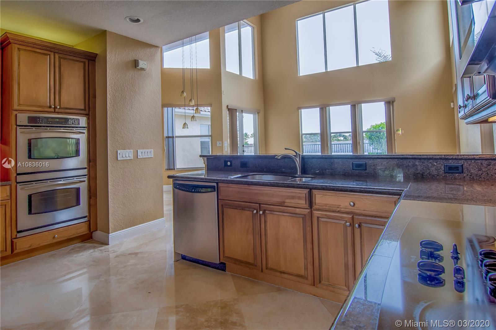 18229 Southwest 54th Street Miramar, FL 33029 - Photo 12 of 25