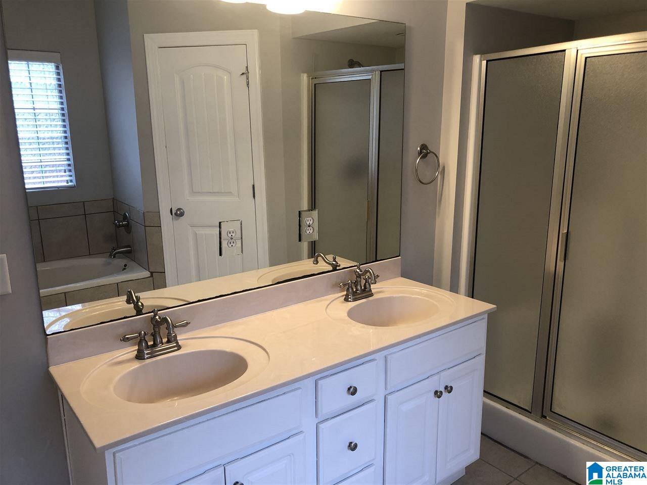 105 Melbourne Circle Bessemer, AL 35022 - Photo 17 of 31
