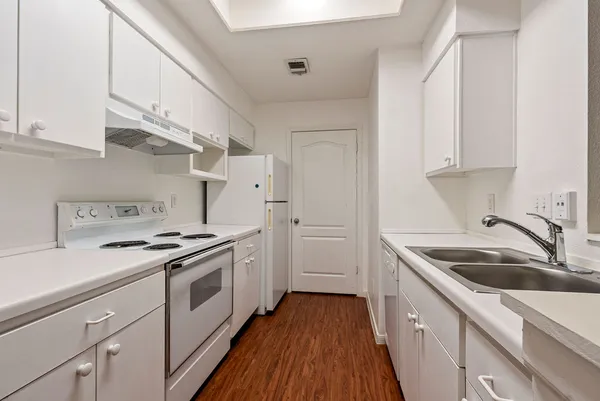 $1,149 | 6000 Shepherd Mountain Cove, Unit 1605, Austin, TX 78730