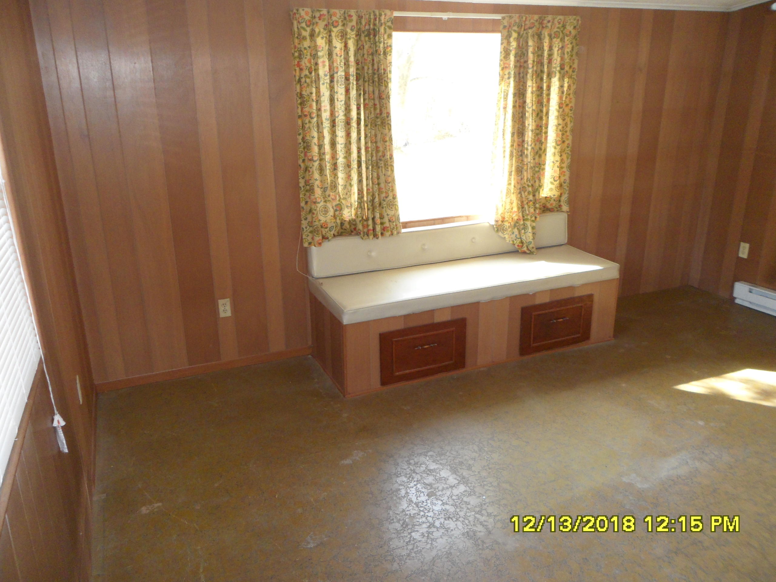 105 Paoli Lane Oak Ridge, TN 37830 - Photo 6 of 29 105 Paoli lane Oak Ridge 070