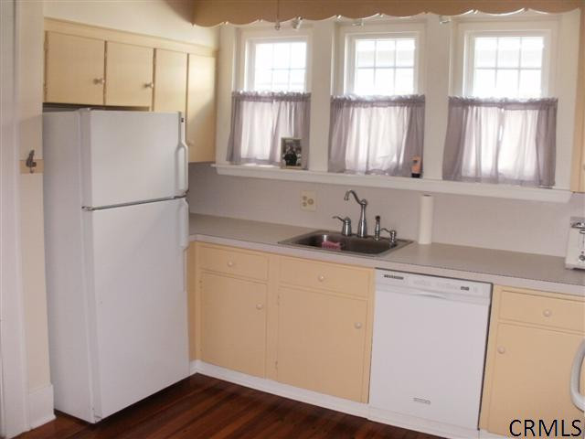 1181 Ardsley Road Schenectady, NY 12308 - Photo 7 of 15 Photo 7