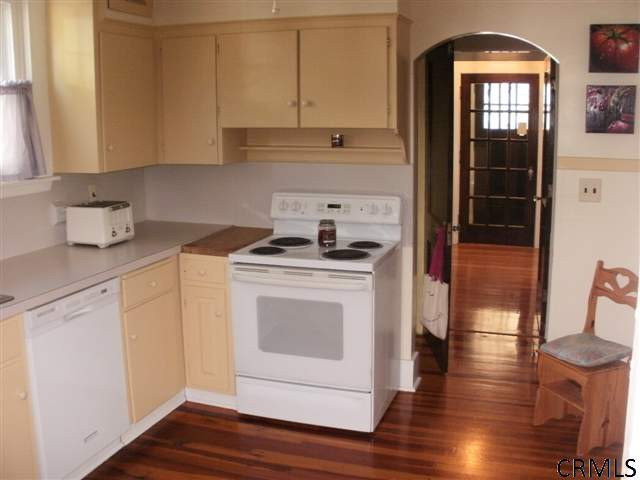 1181 Ardsley Road Schenectady, NY 12308 - Photo 8 of 15 Photo 8