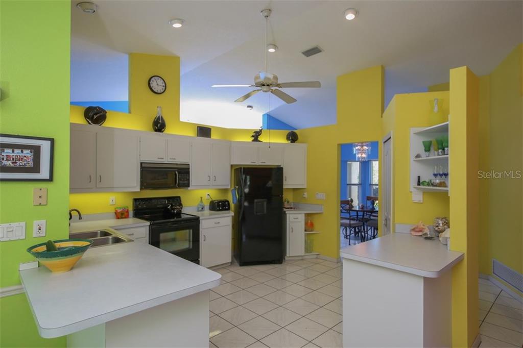 22 Mariner Lane Rotonda West, FL 33947 - Photo 7 of 25