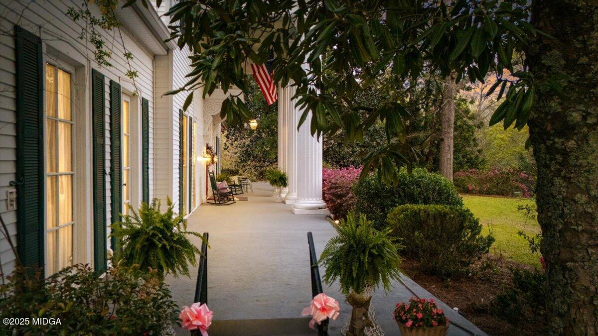 5469 Rivoli Drive Macon, GA 31210 - Photo 4 of 83 27-DJI_20240321192726_0135_D-12