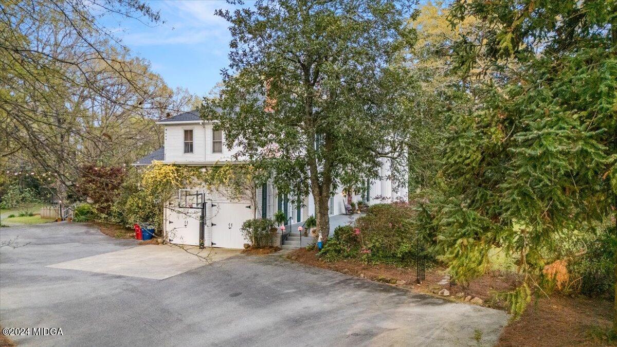 5469 Rivoli Drive Macon, GA 31210 - Photo 51 of 83 07-DJI_20240321190322_0034_D