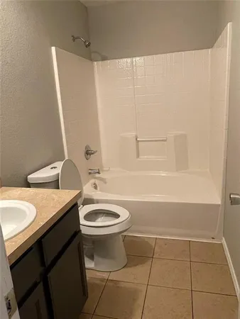$2,950 | 11963 Stephenville Drive, Frisco, TX 75035