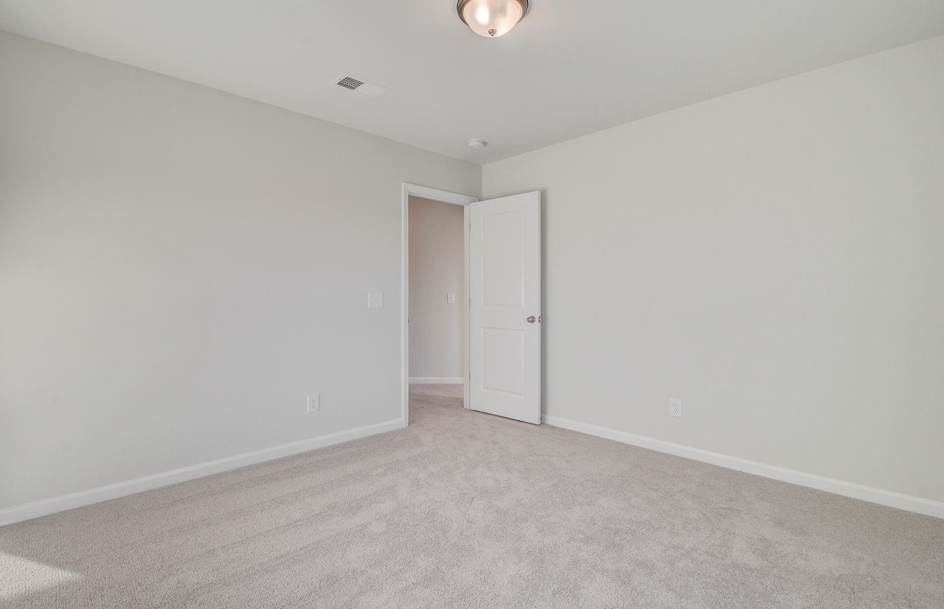 115 County Rd S-18-458 Summerville, SC 29485 - Photo 31 of 34 37