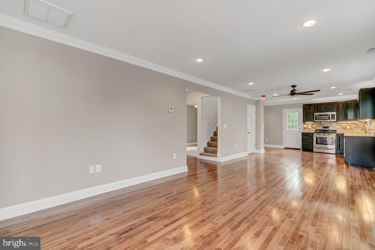 3055 Parktowne Road Baltimore, MD 21234 - Photo 7 of 33 Gallery Image 7