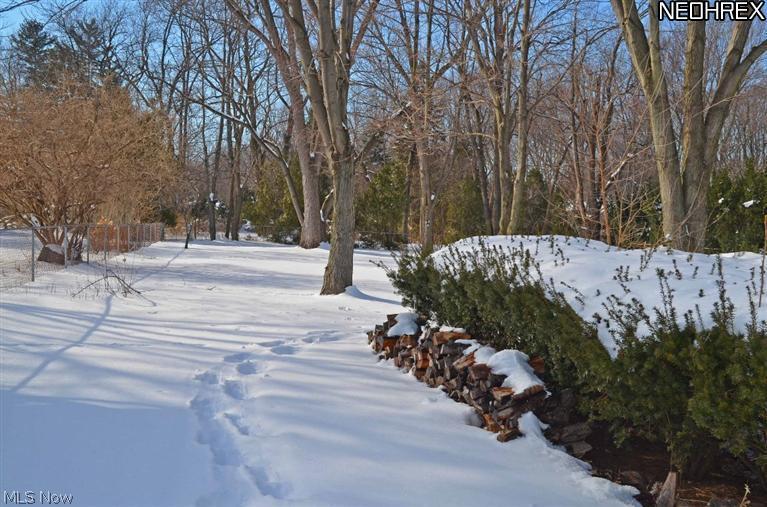 5418 Kennedy Ridge Road North Olmsted, OH 44070 - Photo 18 of 19 Gallery Image 18