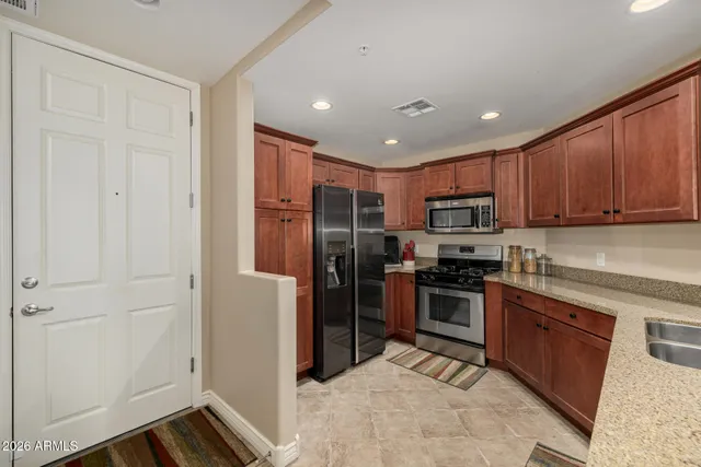 $398,500 | 5350 East Deer Valley Drive, Unit 2421, Phoenix, AZ 85054