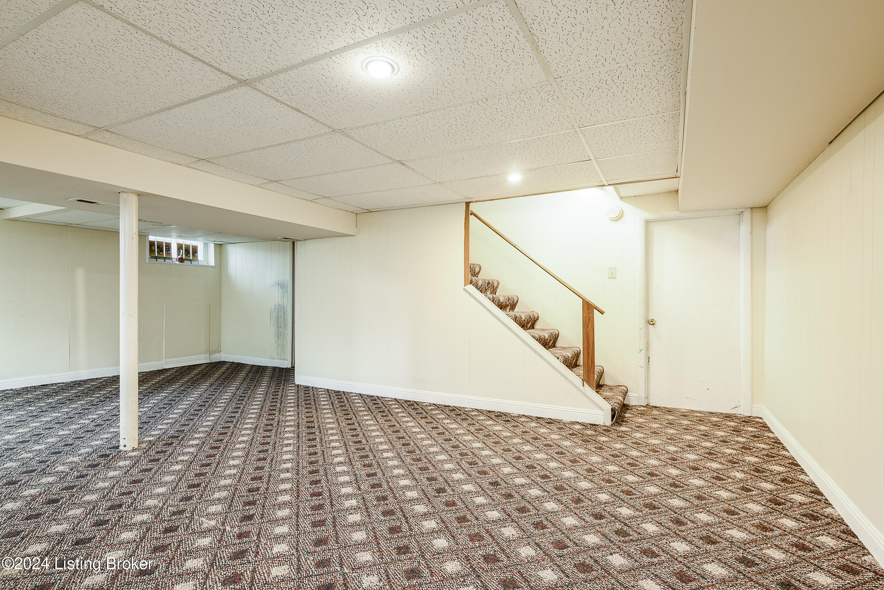 2539 Dundee Road Louisville, KY 40205 - Photo 14 of 21 Dundee Lower Level Great Room