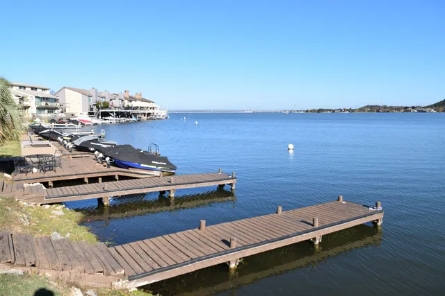 $559,000 | 104 Cove East, Unit 207, Horseshoe Bay, TX 78657