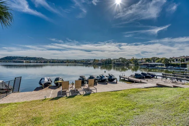 $559,000 | 104 Cove East, Unit 207, Horseshoe Bay, TX 78657