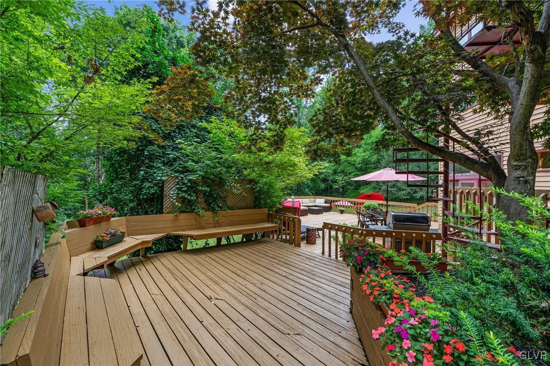 81 Palmer Road Bangor, PA 18013 - Photo 16 of 50 a view of deck with seating space