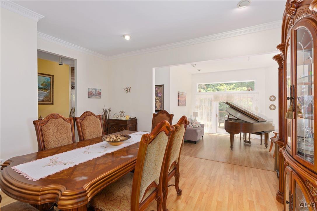 81 Palmer Road Bangor, PA 18013 - Photo 25 of 50 a view of a dining room with furniture