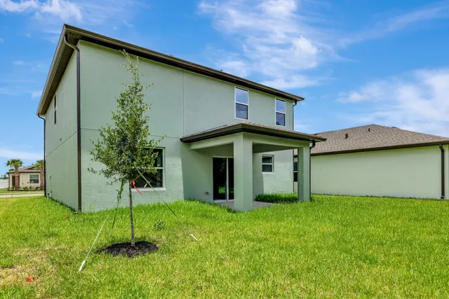 $2,900 | 5029 Armina Place, Fort Pierce, FL 34951