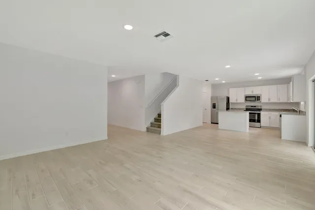 $2,900 | 5029 Armina Place, Fort Pierce, FL 34951