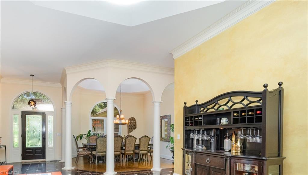 2512 Burch Point High Point, NC 27265 - Photo 5 of 37