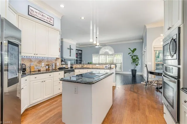 $779,000 | 2512 Burch Point, High Point, NC 27265