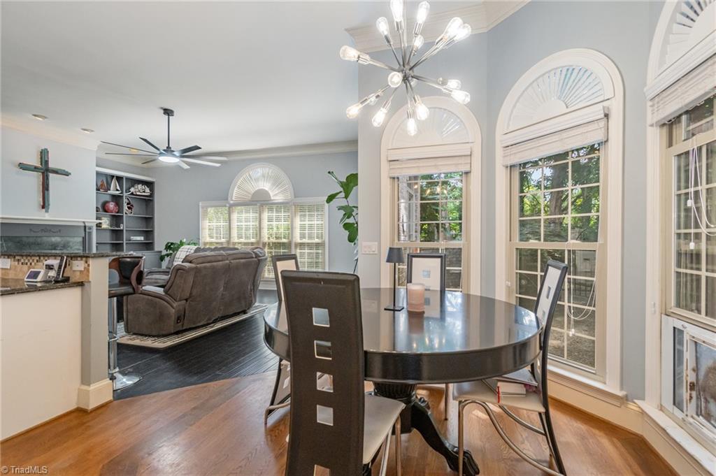 2512 Burch Point High Point, NC 27265 - Photo 10 of 37